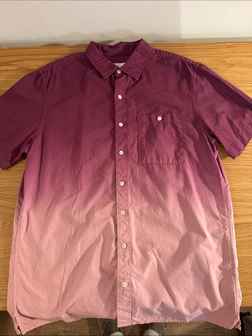American Eagle Outfitters Ombre Short-Sleeve Button-Down in Burgundy and Pink